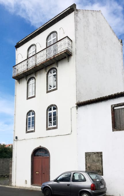 Front of Casa do Inglês