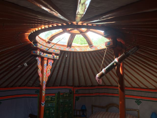 Yourte, chalet ,spa pro jaccuzi piscine chauffé