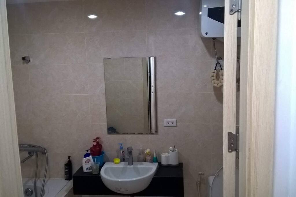 Bathroom with bathtub