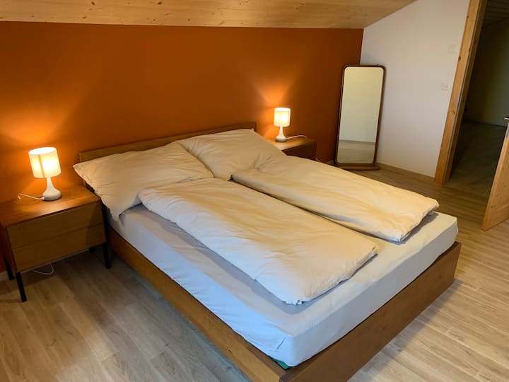 2. hálószoba, „Piros”