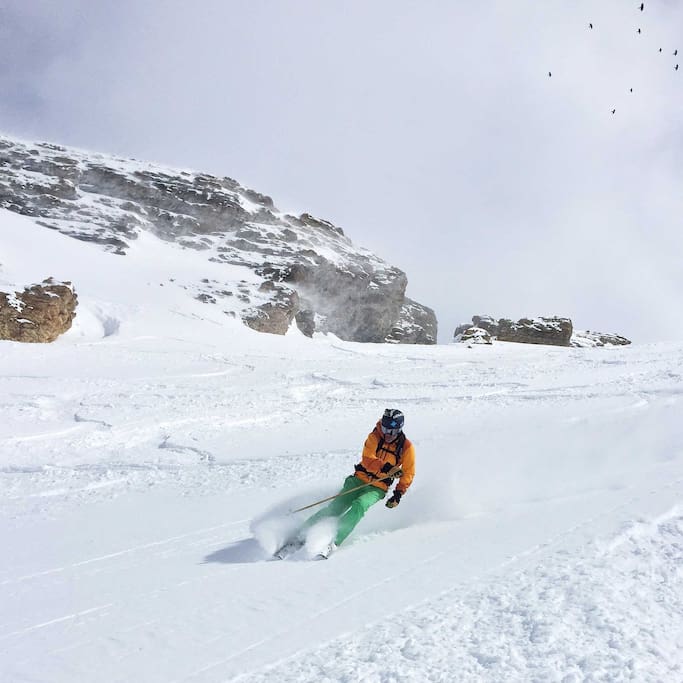 Jump into winter! Tignes is a high-altitude resort with AMAZING snow, all year round!