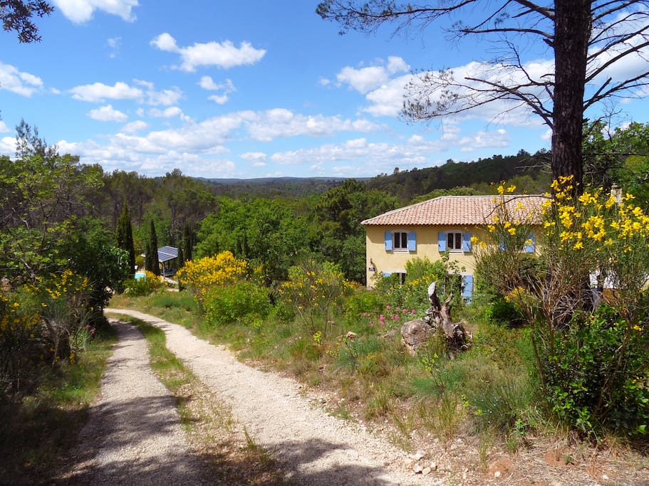 Une oasis de paix et de calme au coeur de la Provence Verte