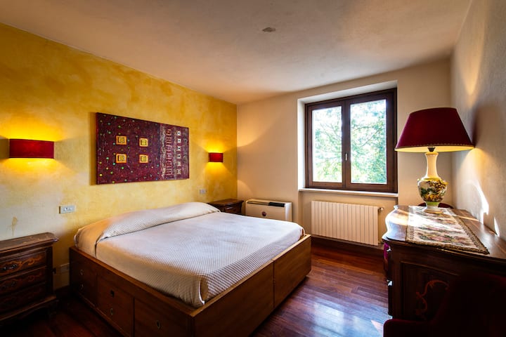 საძინებელი 4