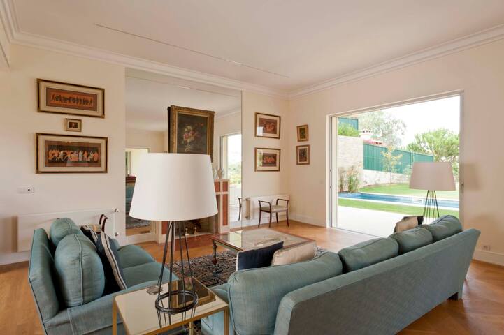 Villa Panoramica Estoril heated pool gallery image 2