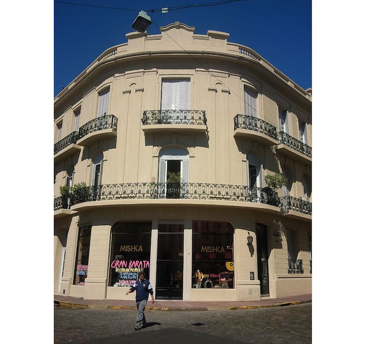 Four-bedroom apartment in San Telmo