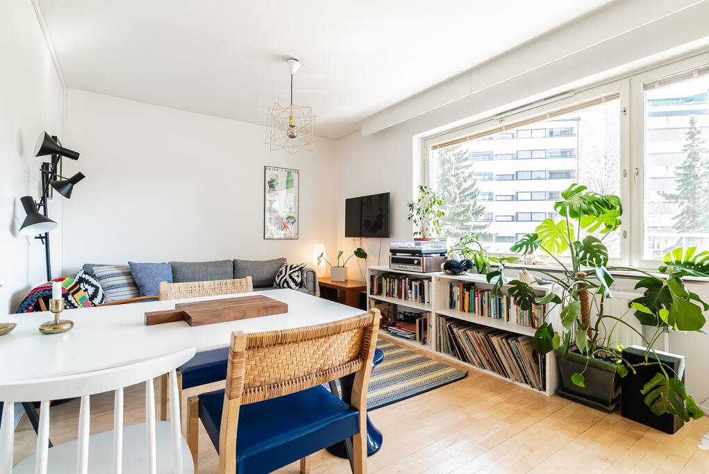 Living Room / Dining area