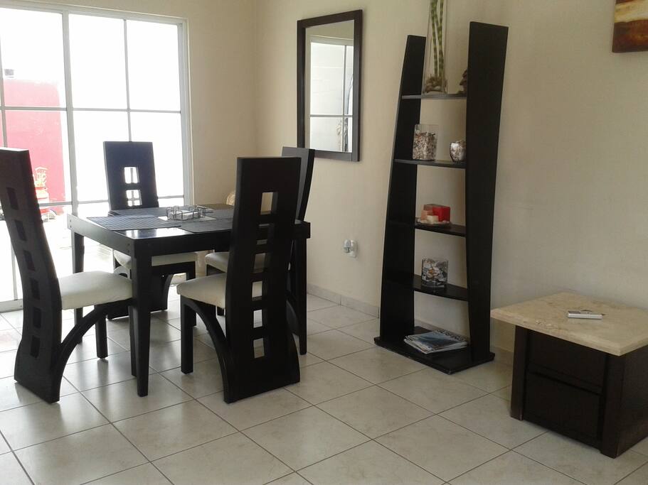Comedor con Aire Acondicionado