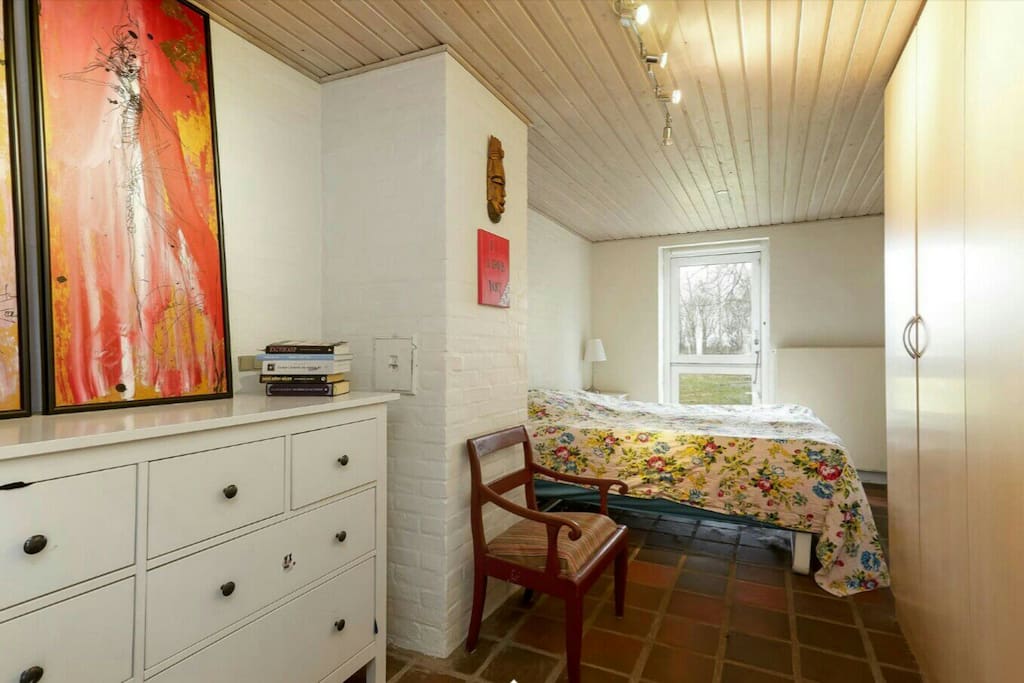 Bedroom, double beed