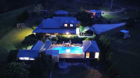 Five Cow Lodge