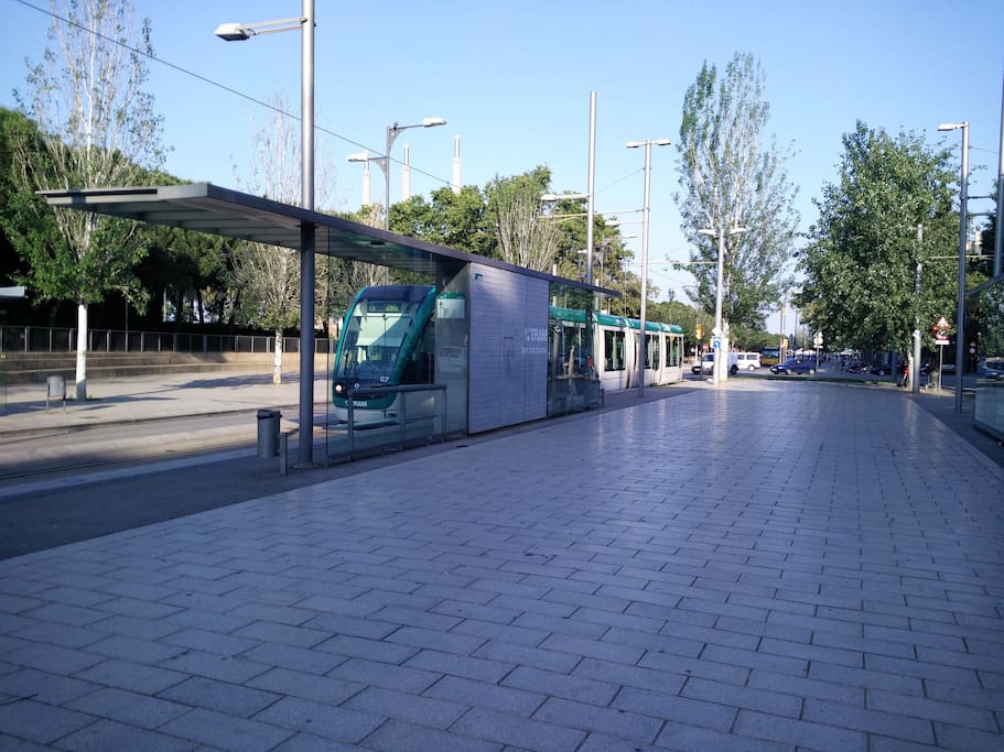 Tram is just 200m away, direct to Primavera Sound!