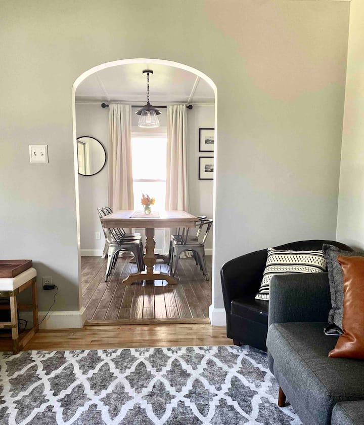 Sweet Retreat: 3 Bdr Stylish Home Mins To Colby - Waterville, ME