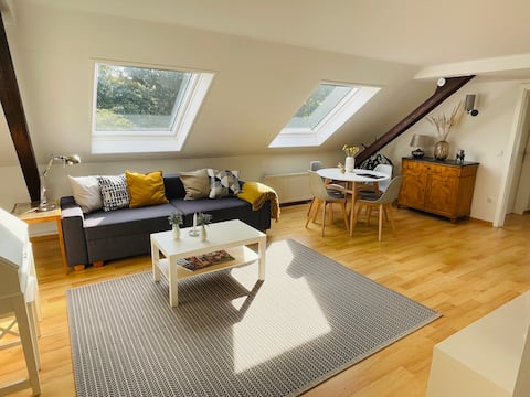 Cozy 2 bedroom apartment with kitchen and bathroom