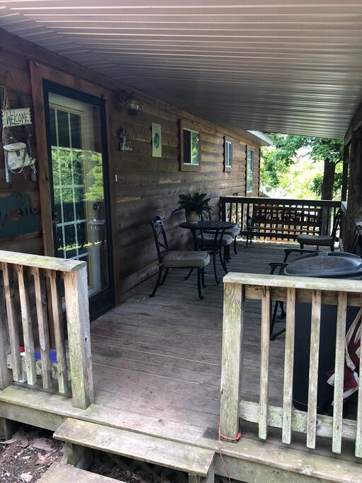 Mark Twain Lodging The Rustic Retreat Cabin 2 Cabins for Rent in