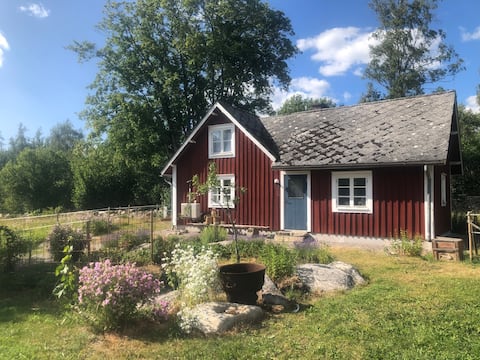 Lyckatorpet, dream cottage, close to Åsnen