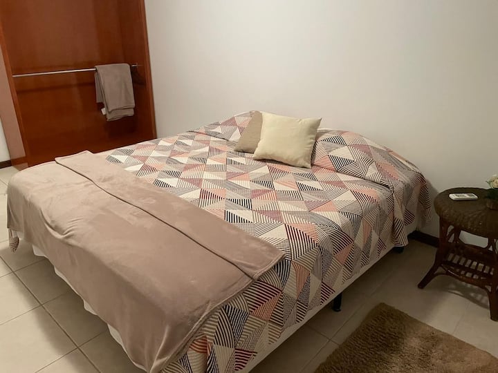 Dhomë gjumi 1