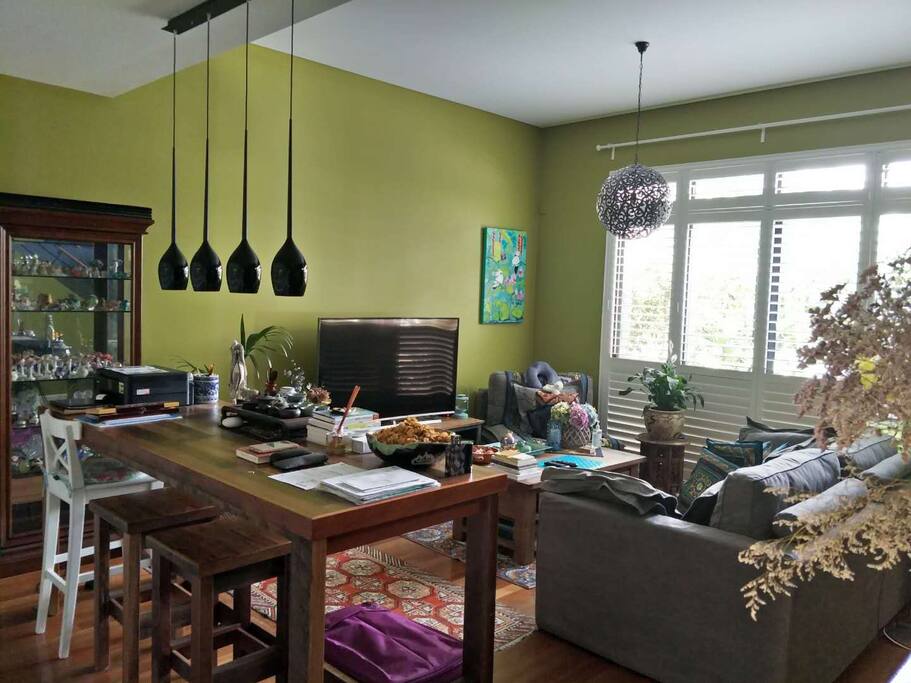 Entrance living room