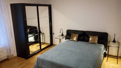 Botanical Garden Romantic Apartment in the center