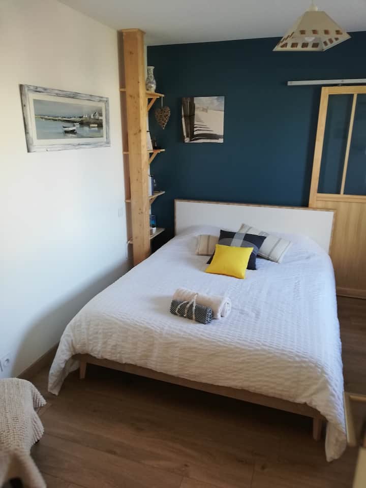 חדר שינה:"ים כחול"