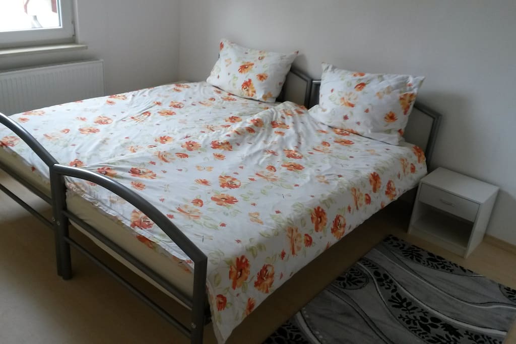 Variante - 1 - Doppelbett ( 2 Betten zusammen)