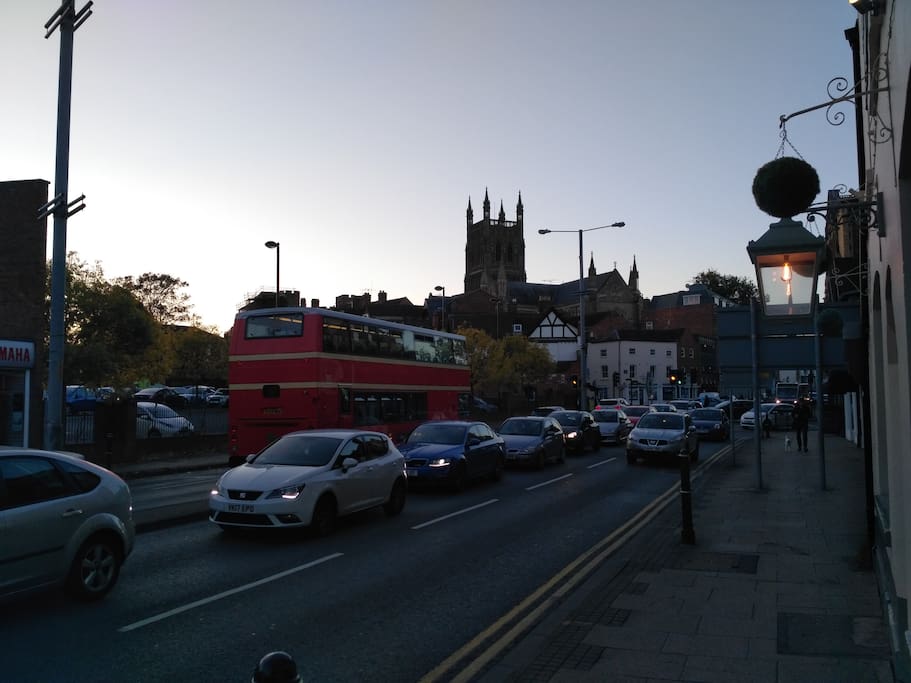 On the way to the flat with lovely Worcester Cathedral