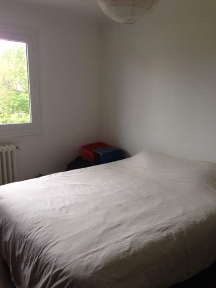  Chambre 2  lit Queen size