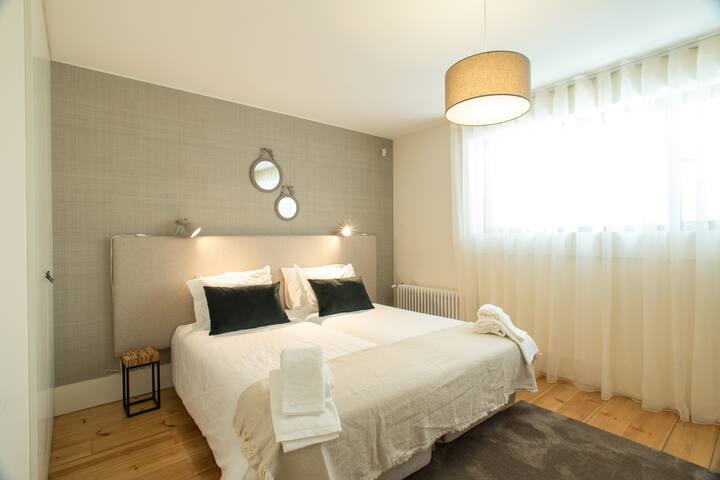 Douro Destilaria Residence 3BD by PCH gallery image 4