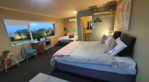 Waitomo Orchard Estate Private Family room