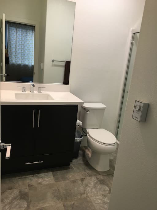 Extremely Clean & unused Bathrooms