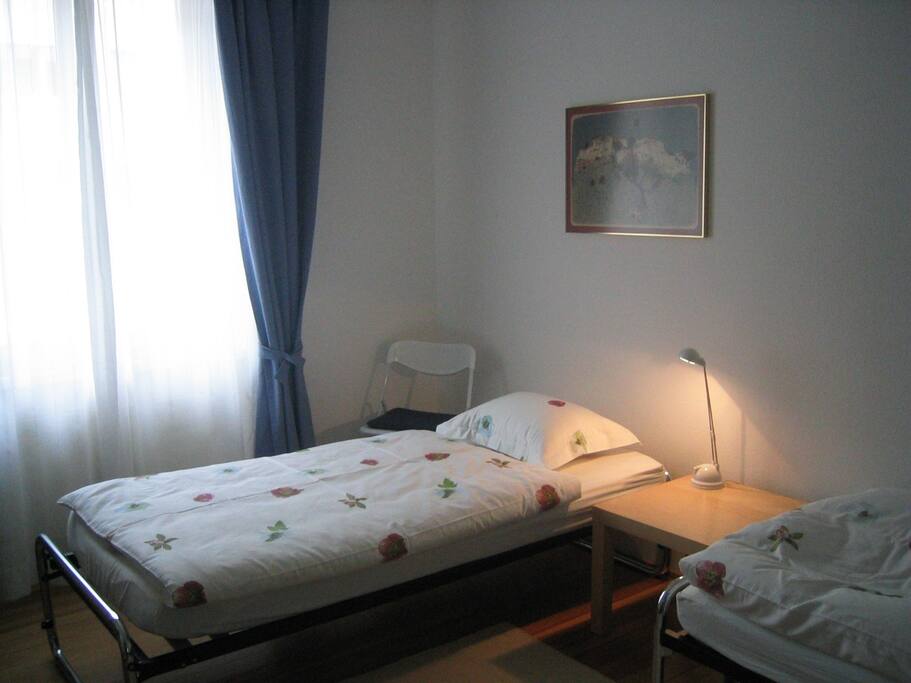 twin-room