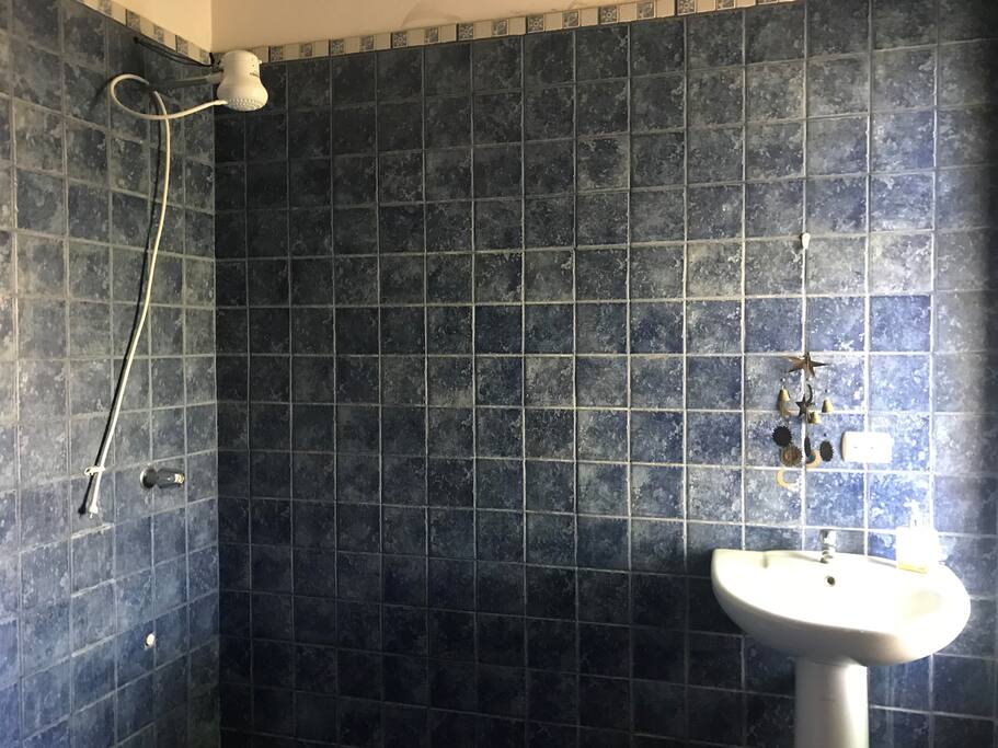bathroom / baño