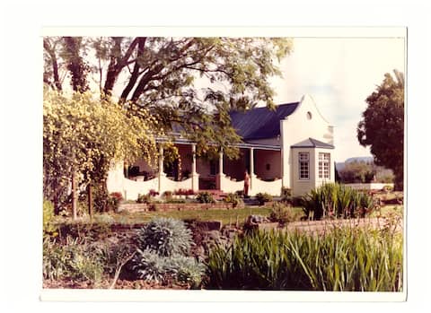 Roode Bloem Farm House