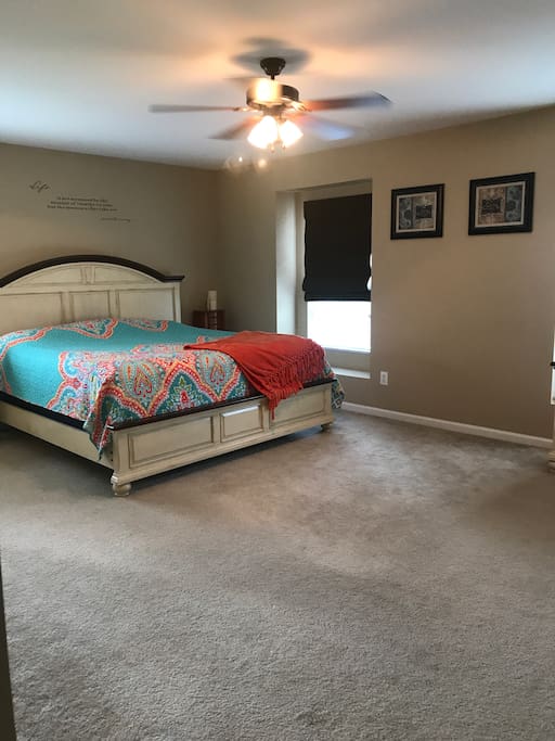 King bedroom with attached full bathroom