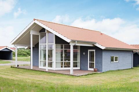 8 person holiday home in ulfborg