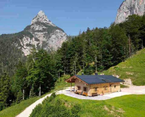 Alm Chalet in an exceptional secluded location