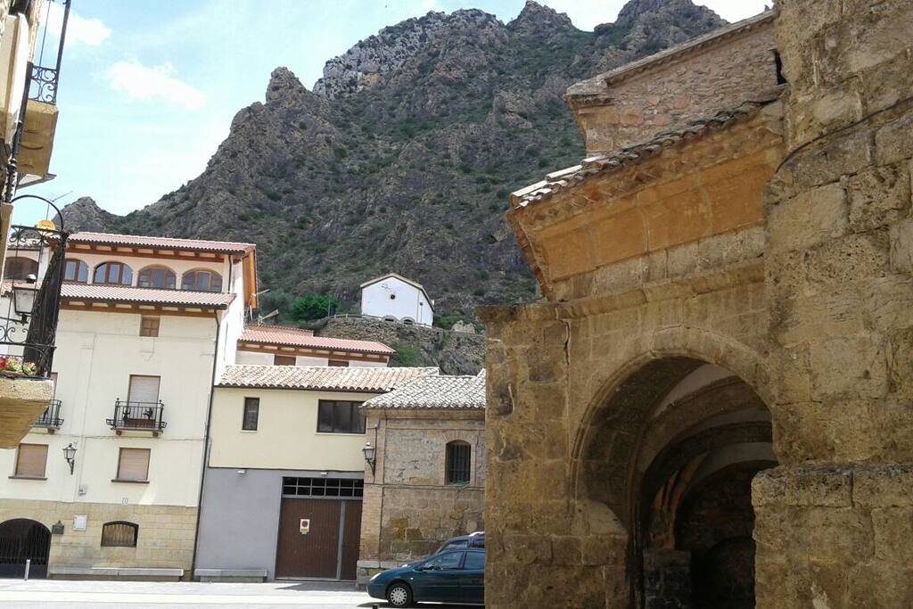plaza de Arnedillo