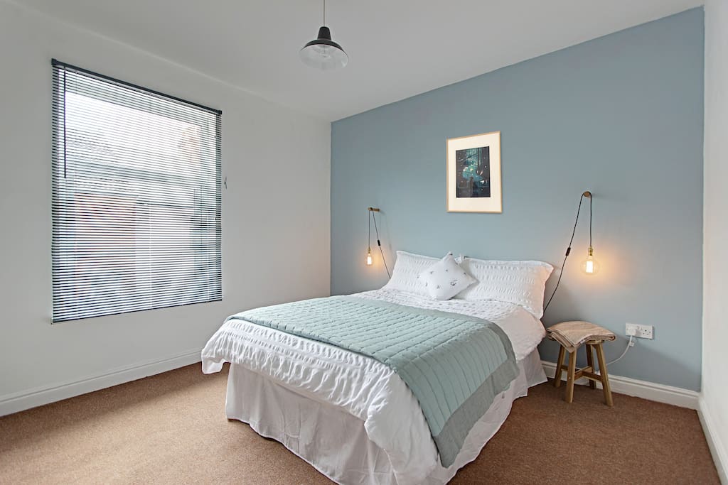 Bedroom 1 - Double Bed
