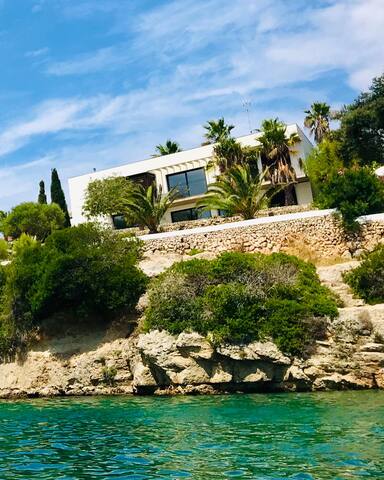 Villa “Xaloc” bord de mer – Mao gallery image 2