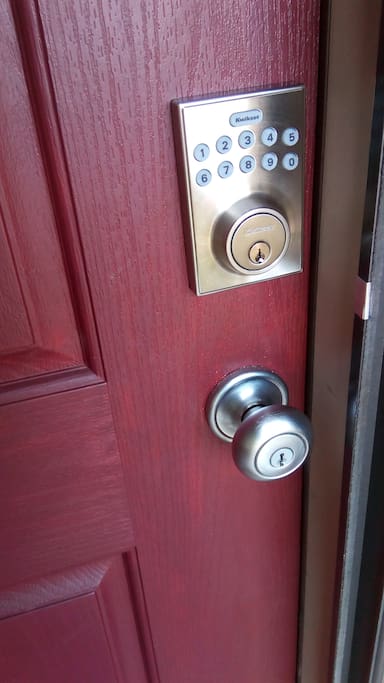 Lighted keypad entry