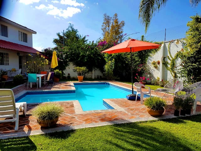 MINI FLAT WITH P☺☺L AND GARDEN, CLOSE TO CENTER