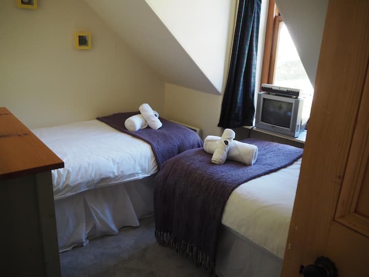 Спална соба четири 