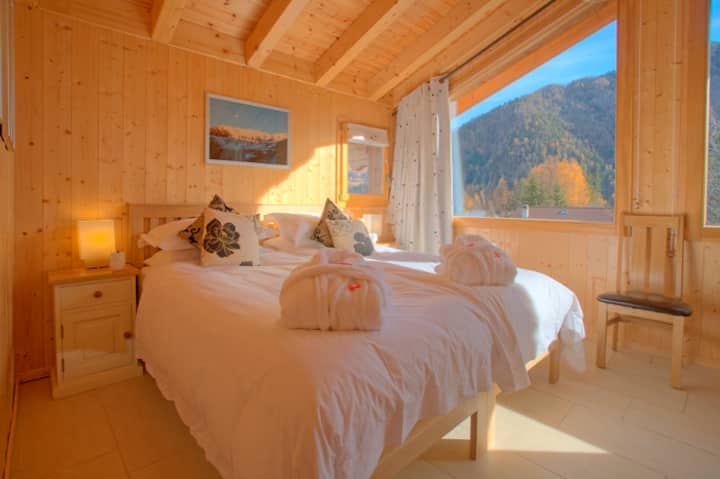 ห้องนอนสว่างวิวสวย