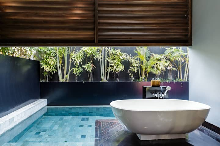 Tropical Design Villa with Private Pool Walkout in Seminyak