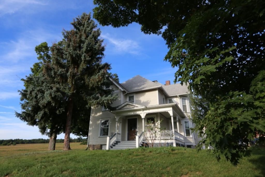 Amish Guest Farmhouse Houses for Rent in Penn Yan, New York, United