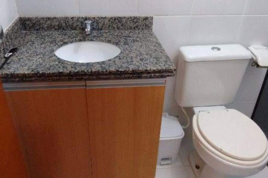Banheiro / Chuveiro Quente