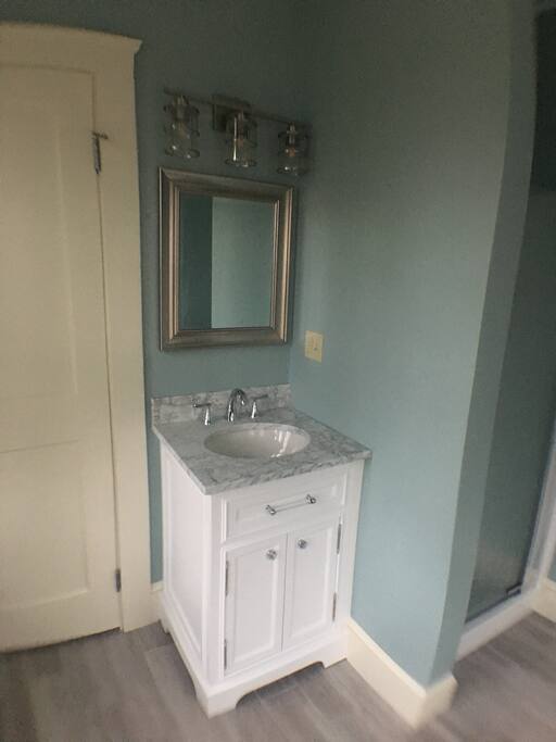 Brand New 1st Floor Bath!
