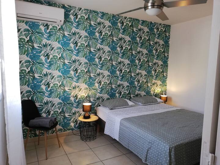 El primer dormitorio.