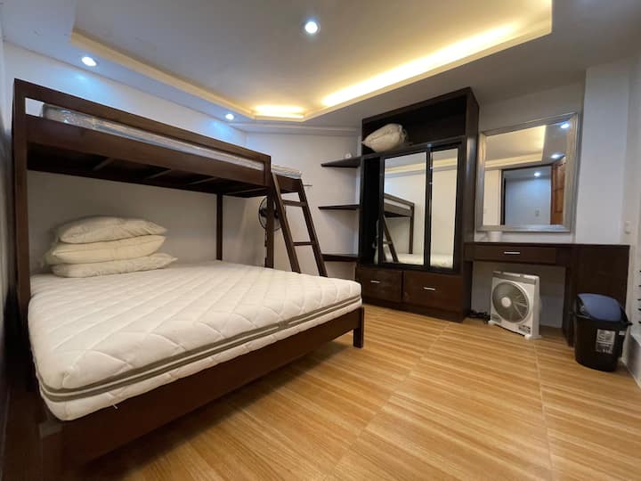 غرفة النوم 1