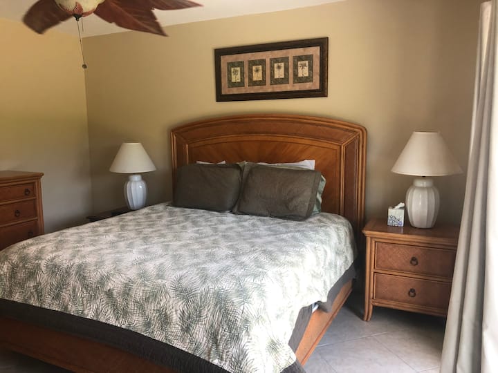 Მატერ-საძინებელი - საწოლი ლუქს-კლასის სააბაზანოთი