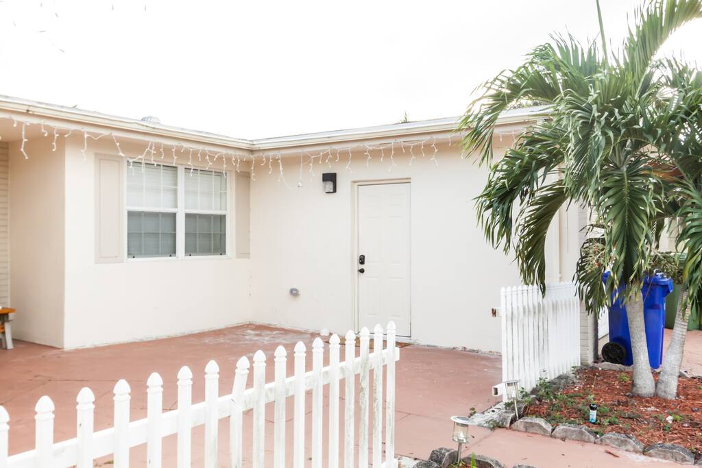 Entrance to our studio! Completely separate from the house.