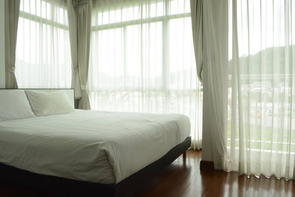bedroom1